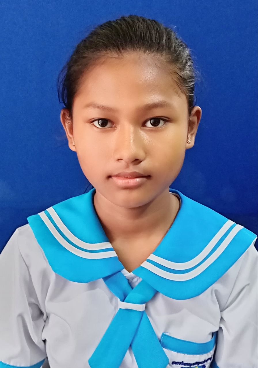 ម៉ុល អ៊ីញអ៊ីញ
